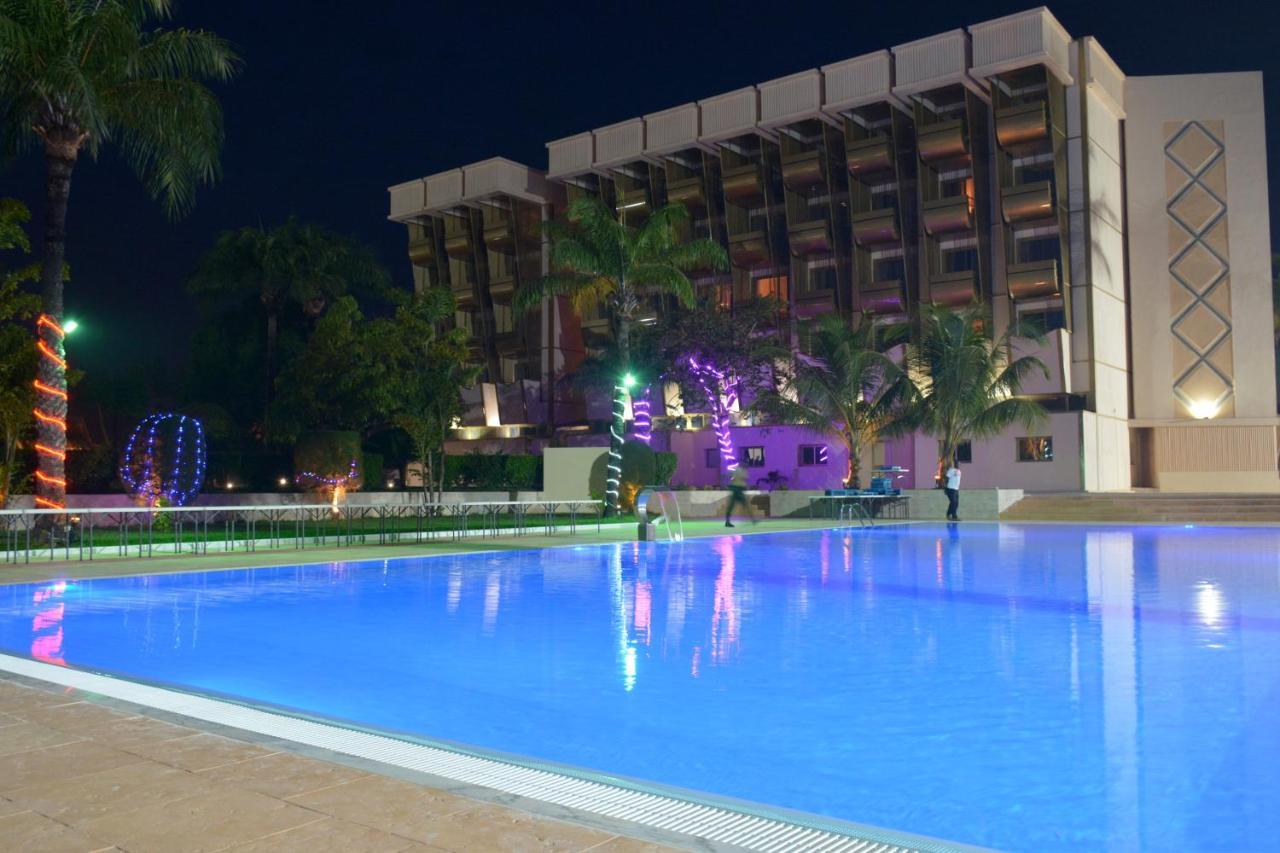 Hala Hotel & Aqua Park ビサウ エクステリア 写真